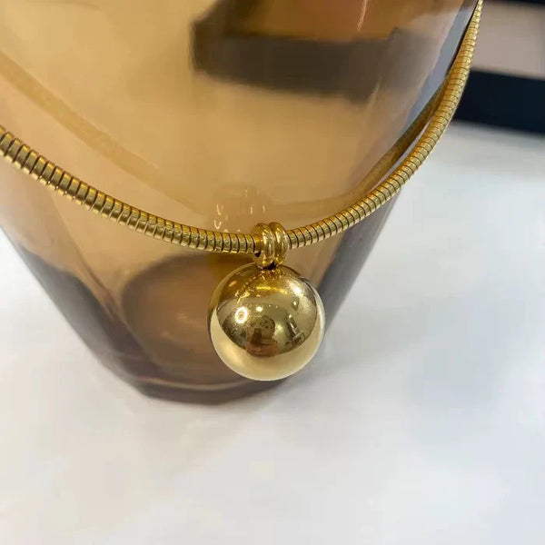 Golden Orb Choker