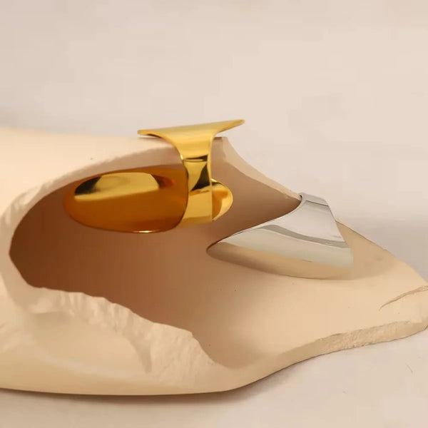 Sculptura Statement Ring