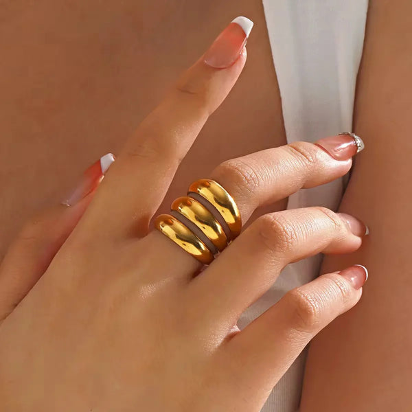 Nova Dome Ring